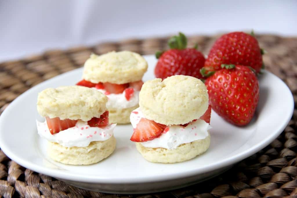 Mini Strawberry Shortcake Poppers