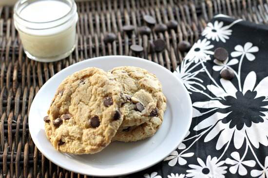 Best Chocolate Chip Cookies Recipe | snappygourmet.com