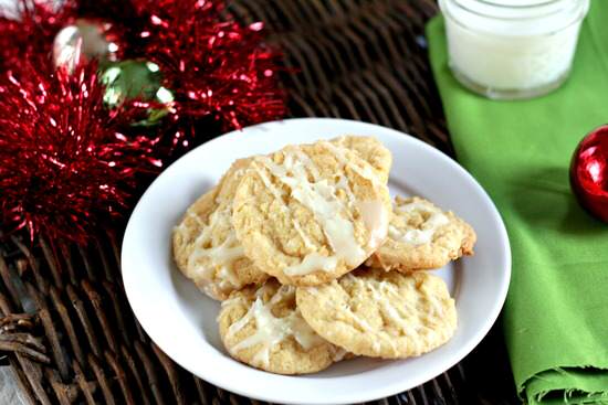 White Chocolate Drizzled Pina Colada Cookies Recipe | SnappyGourmet.com