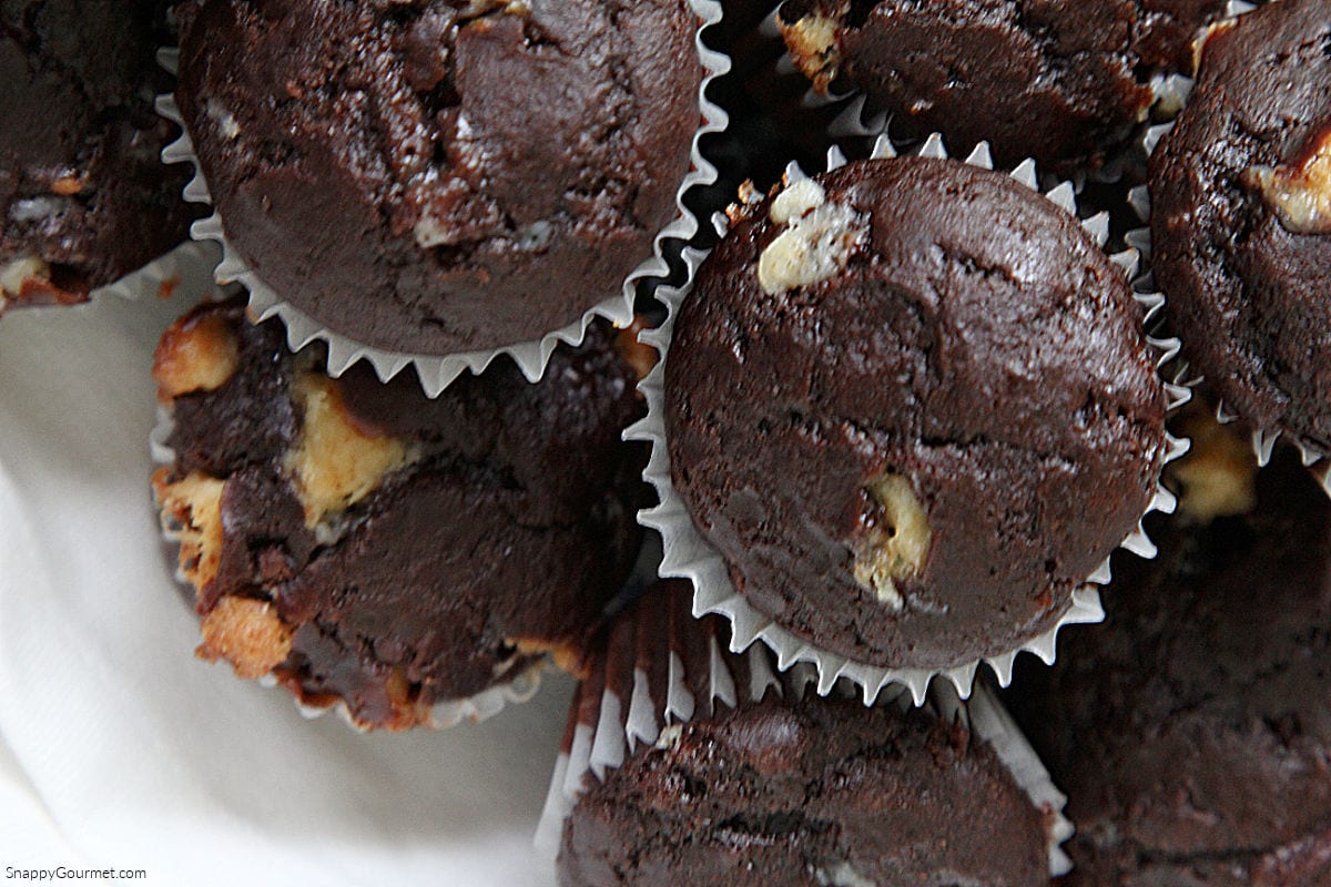 mini chocolate chocolate chip muffins