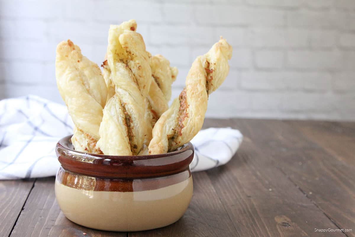PESTO PUFF PASTRY TWISTS in bowl