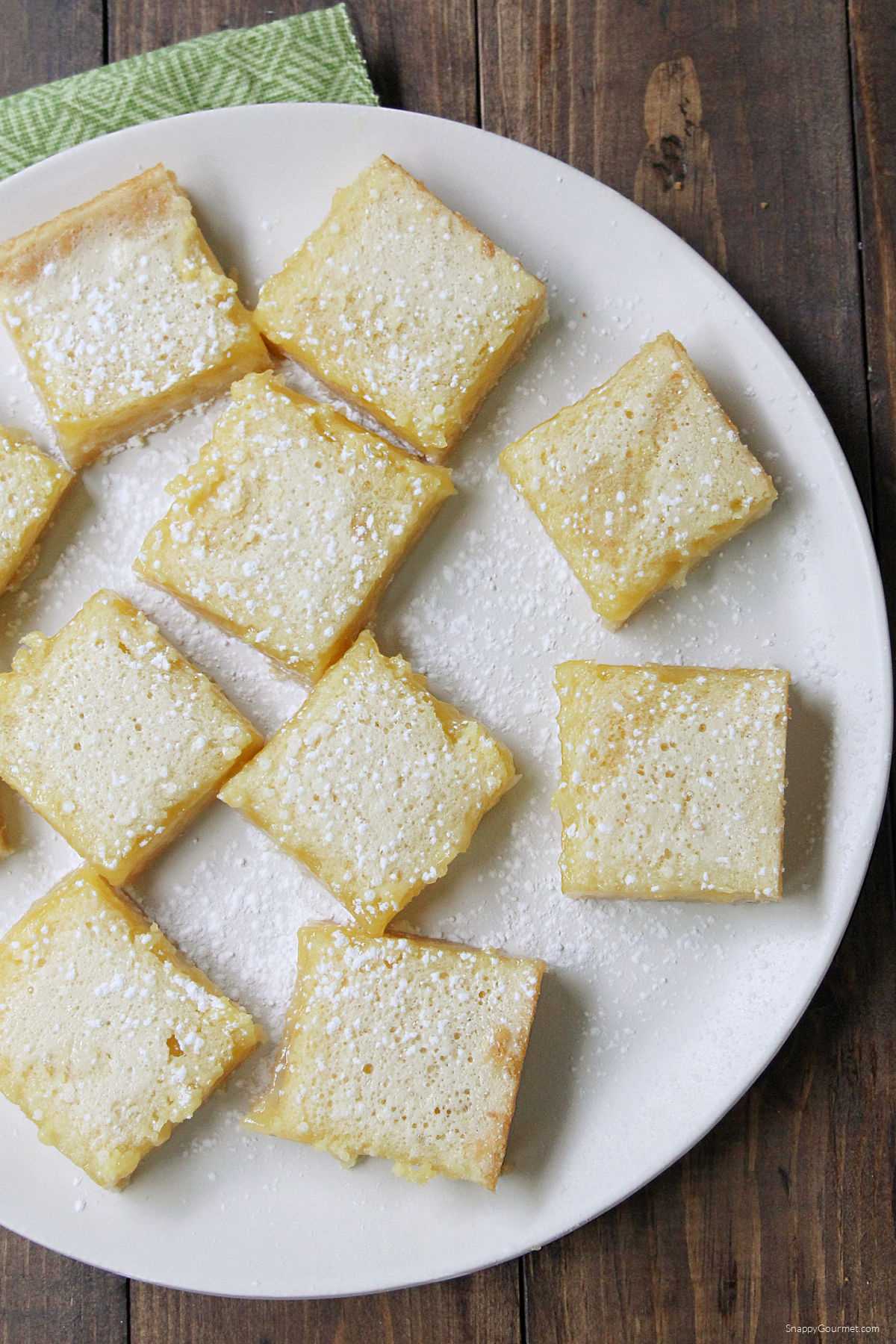 Lemons Bars on plate