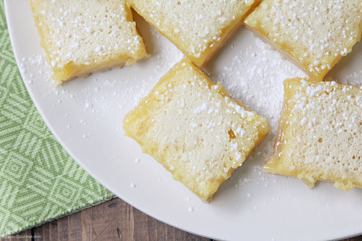 Lemons Bars on plate
