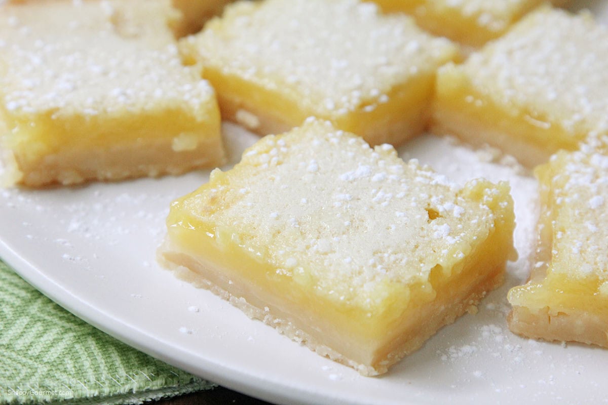 Lemons Bars on plate