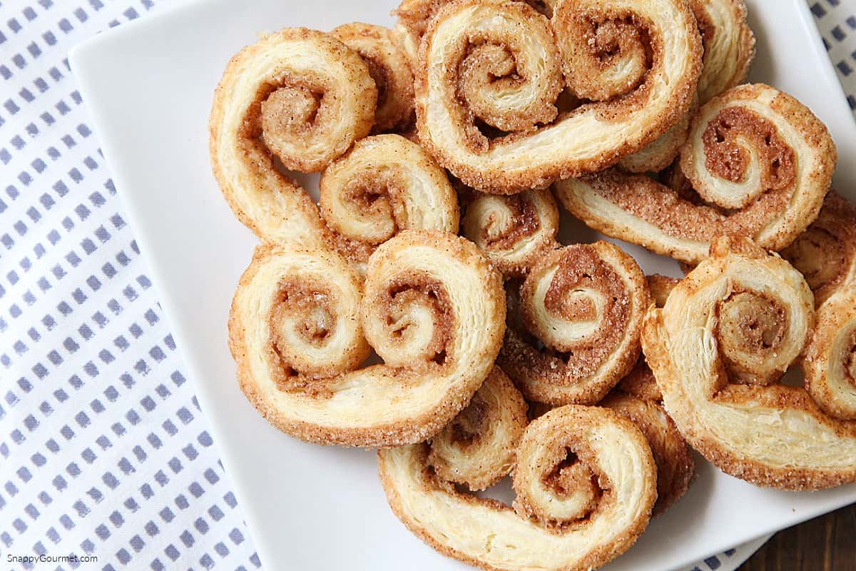 Palmiers Palmiers on plate