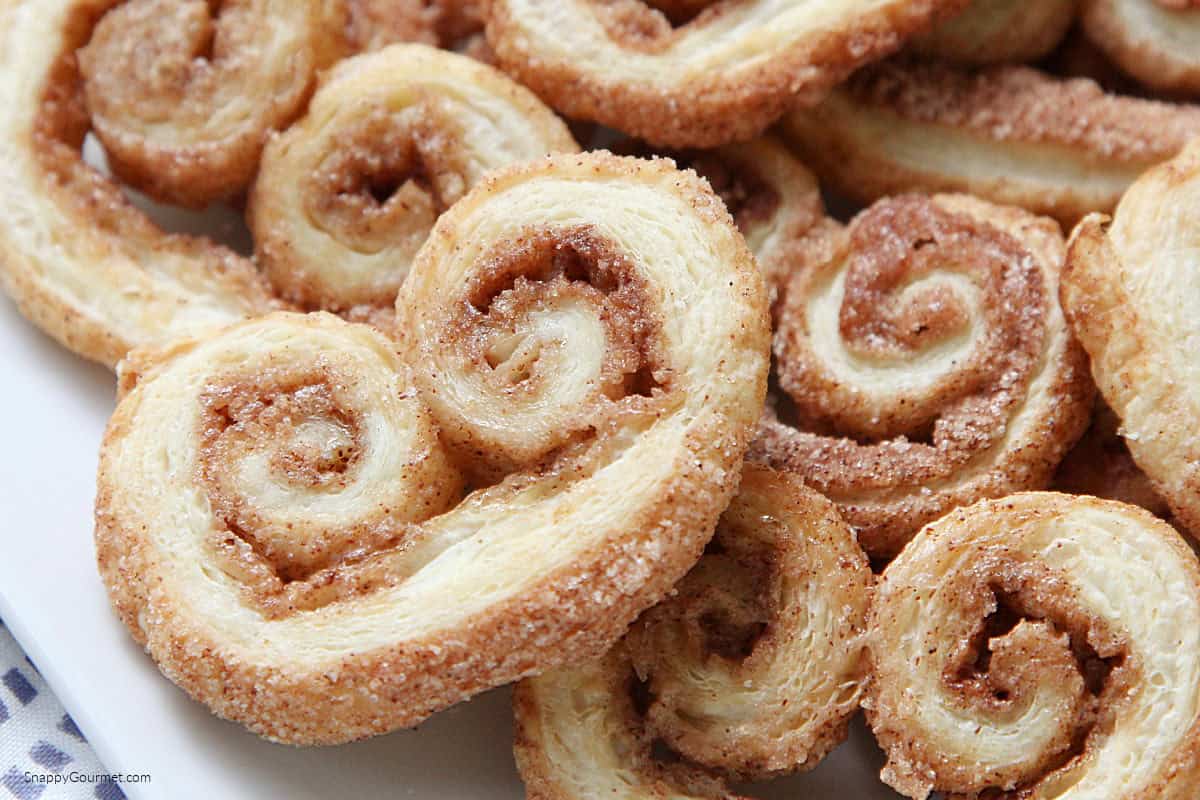Palmiers Palmiers on plate