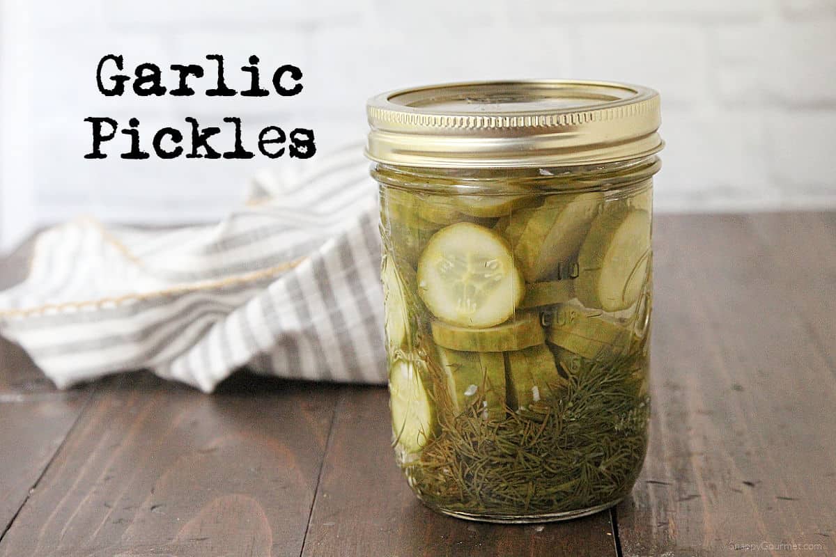 Garlic Pickles mason jar of Garlic Pickles