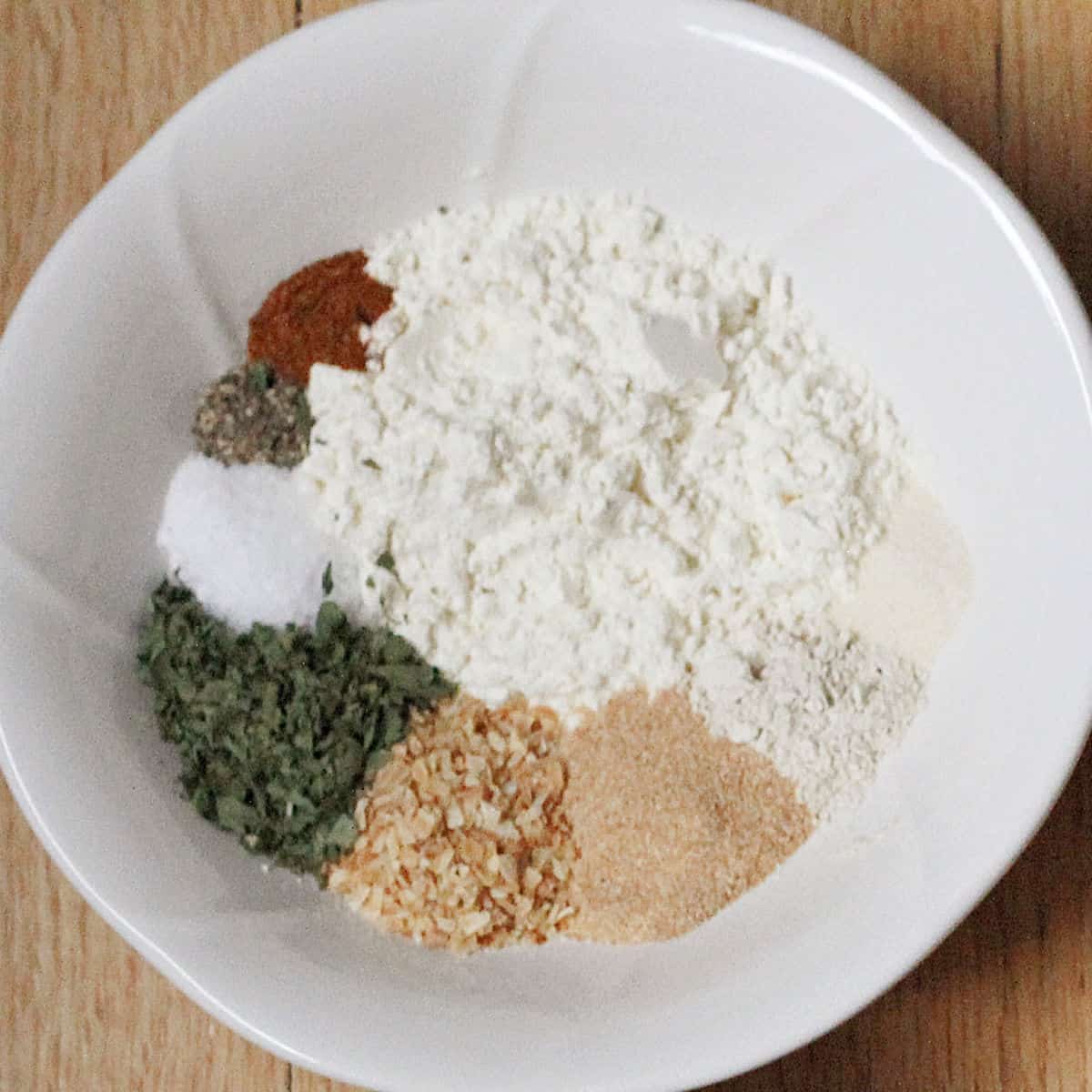 bold onion ranch seasoning mix in bowl